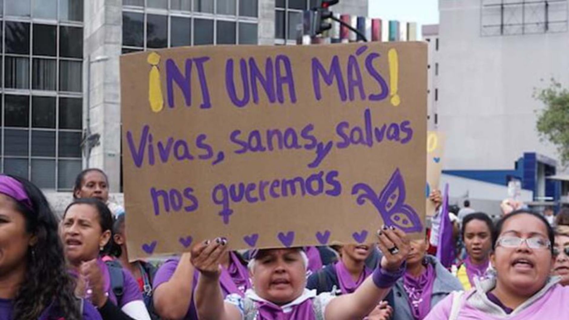 Imagen de una manifestación en contra de los feminicidios en el continente