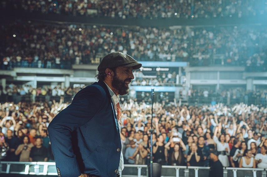 El artista se presentó en el Movistar Arena