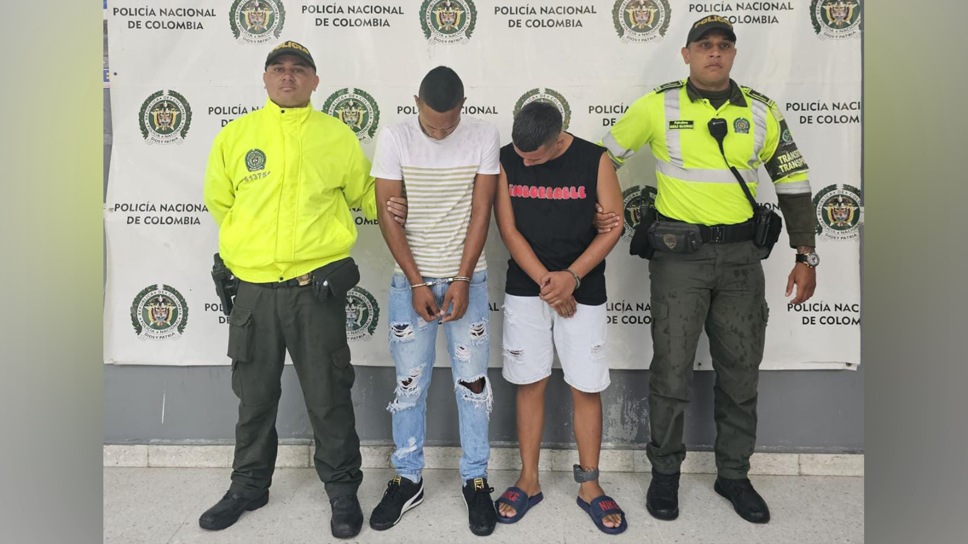 Los dos sujetos capturados en las últimas horas. 