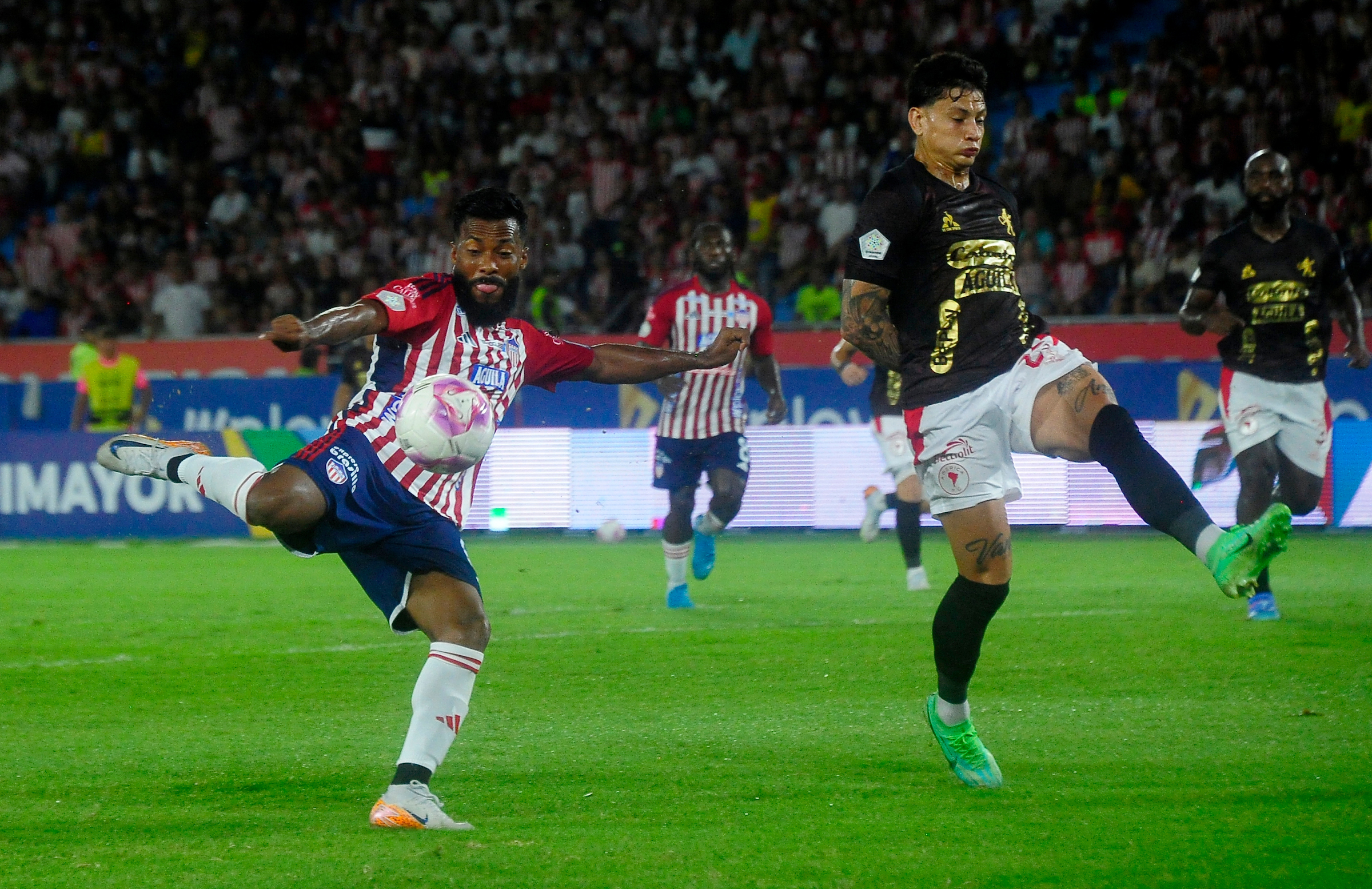 Juego de Junior contra América por la liga colombiana