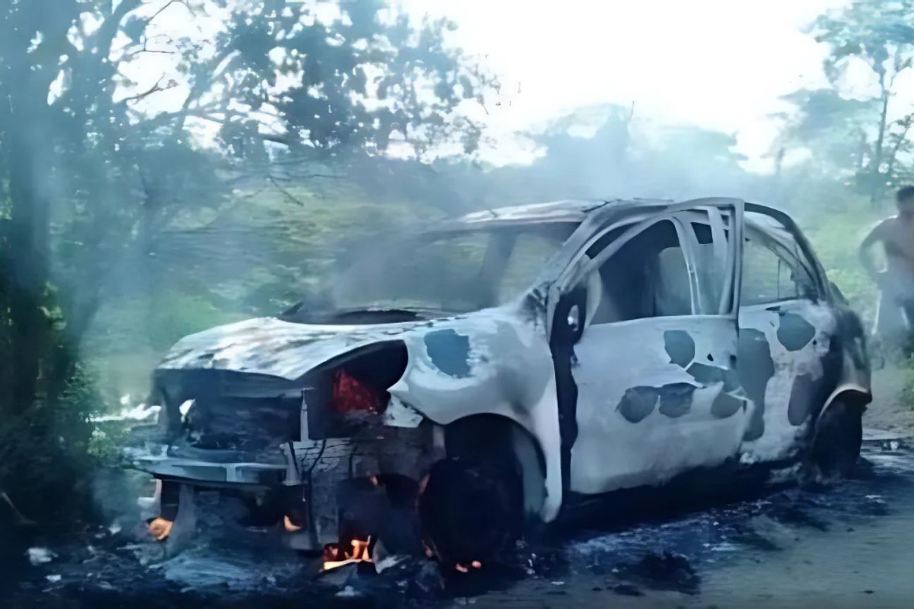 La camioneta calcinada