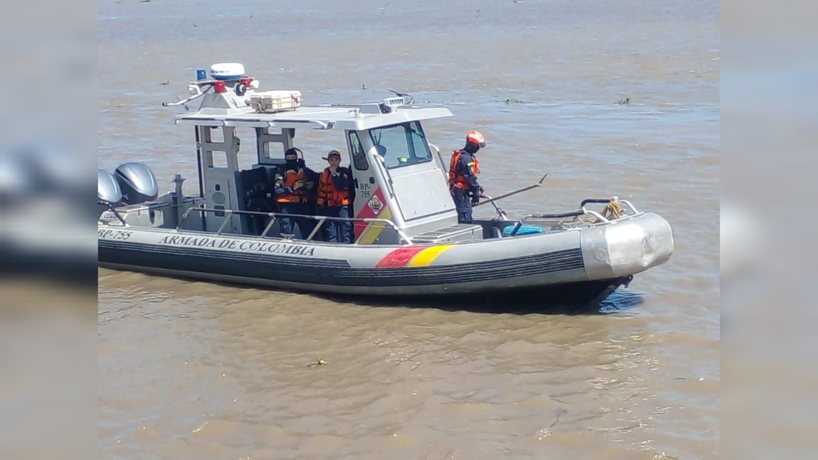 Bote en el Río Magdalena.