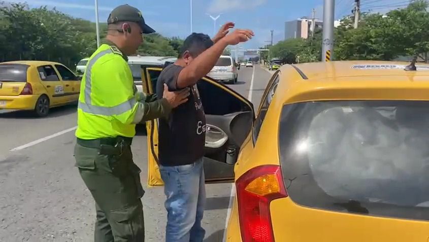 Vigilancia y control de la Policía en las carreteras.