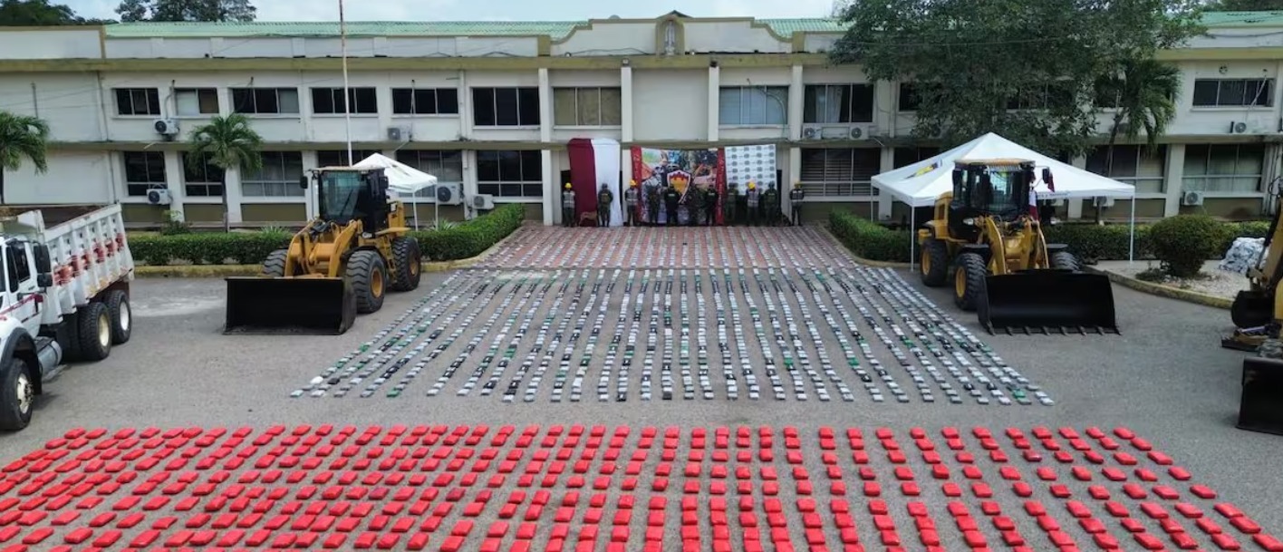 Material incautado por el Ejército en Juan de Acosta.