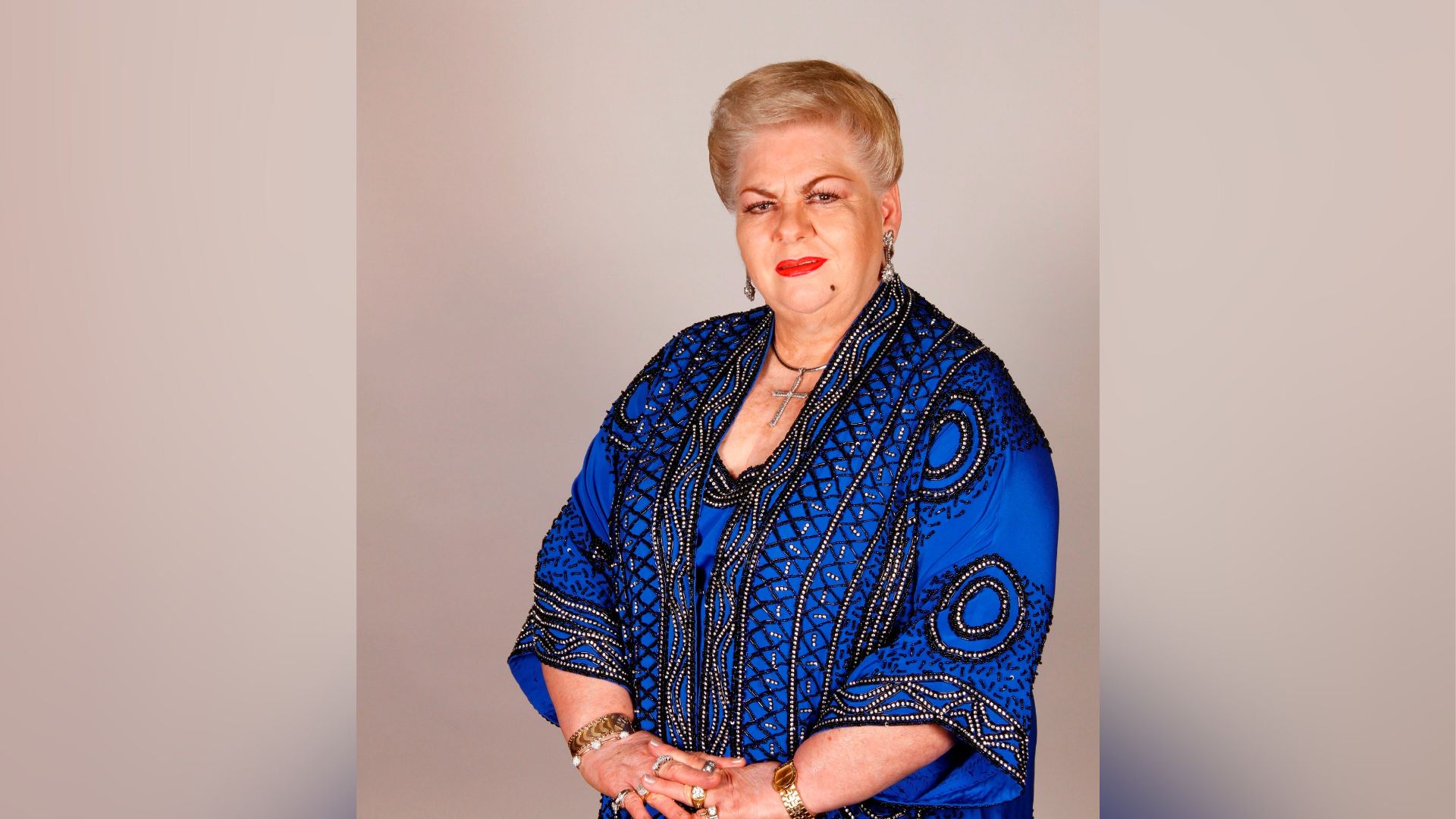 Paquita la del Barrio, cantante mexicana.