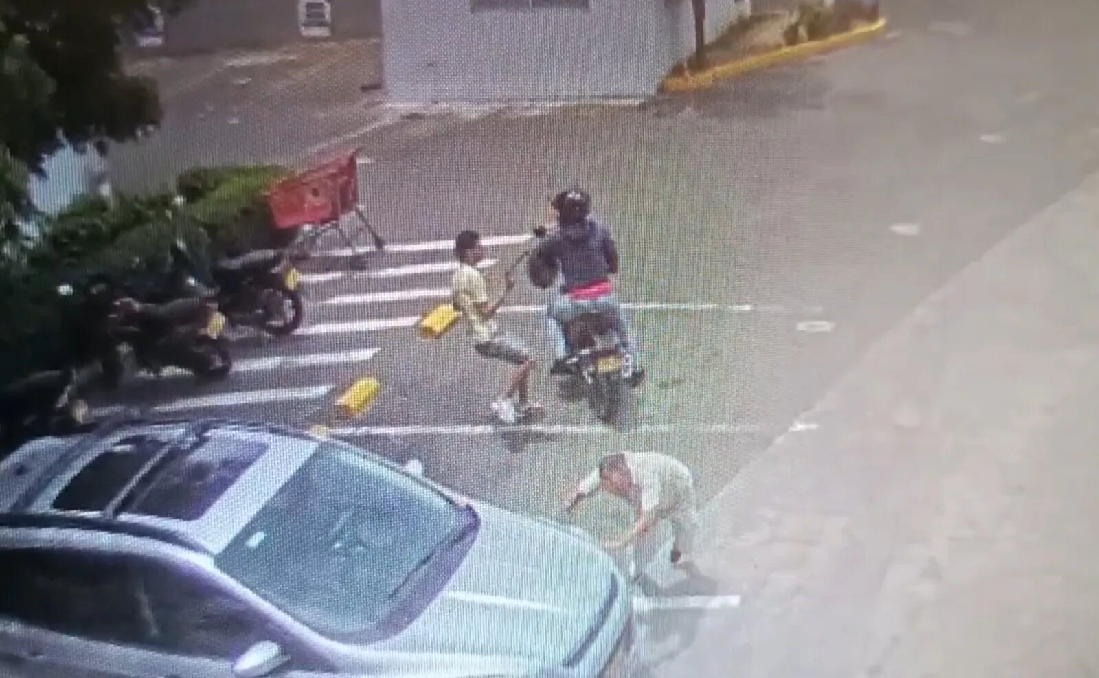 Captura de video de crimen en Villa Santos.