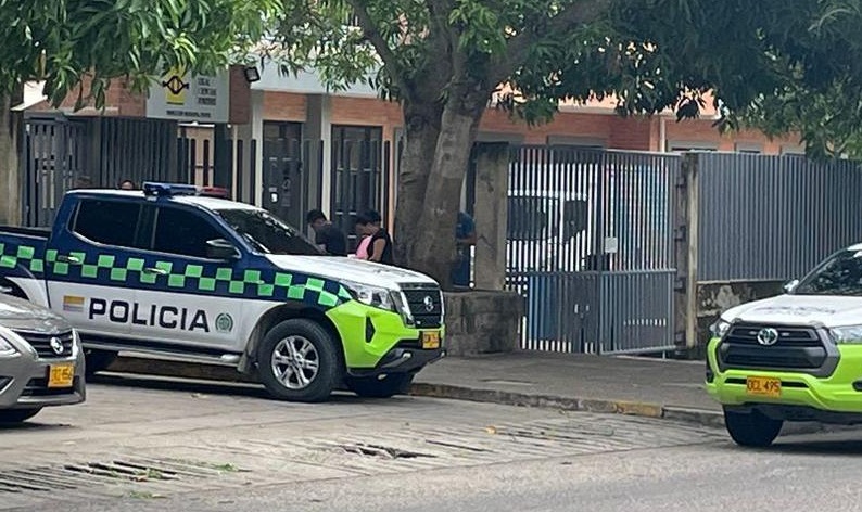 Medicina Legal y móviles de la Policía.