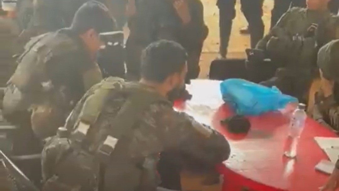 Miembros de las Fuerzas Militares.