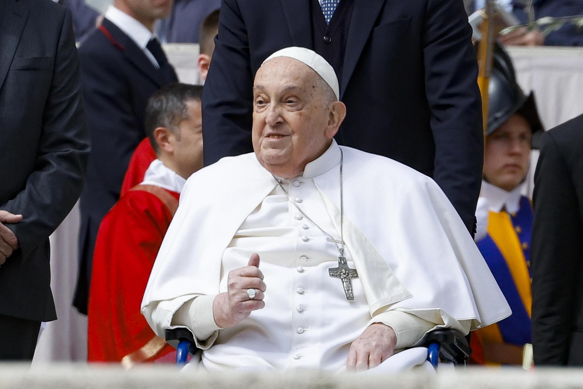 Papa Francisco durante un evento.