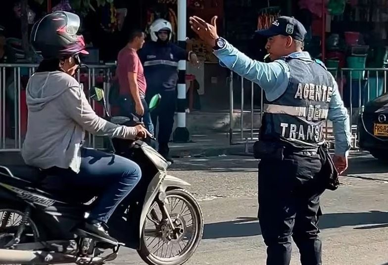 Agente de Tránsito en Soledad.