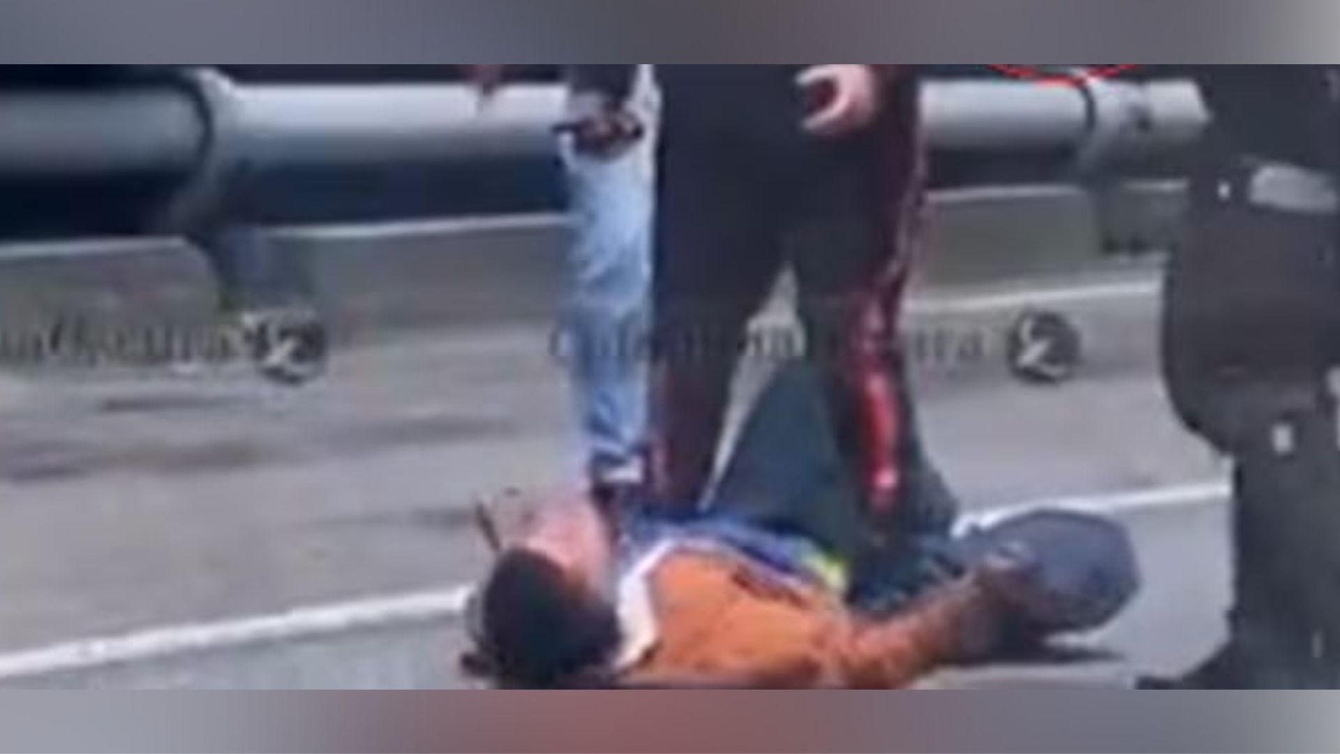 Asaltante neutralizado en Transmilenio.