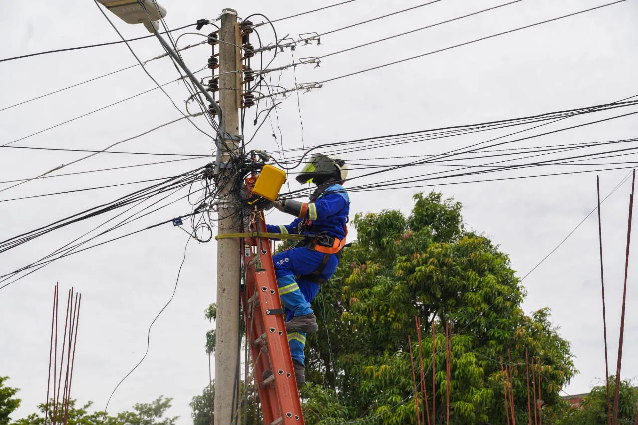 Trabajos eléctricos de Air-e.