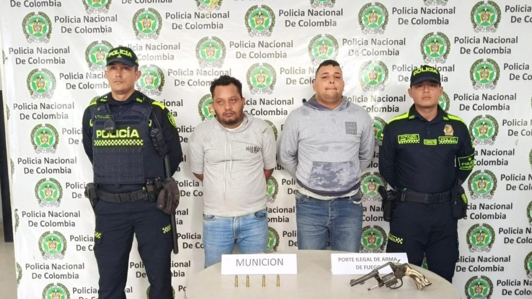 Dos presuntos ladrones de banco en Puerto Colombia.
