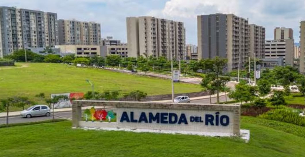 Fachada de Alameda del Río.