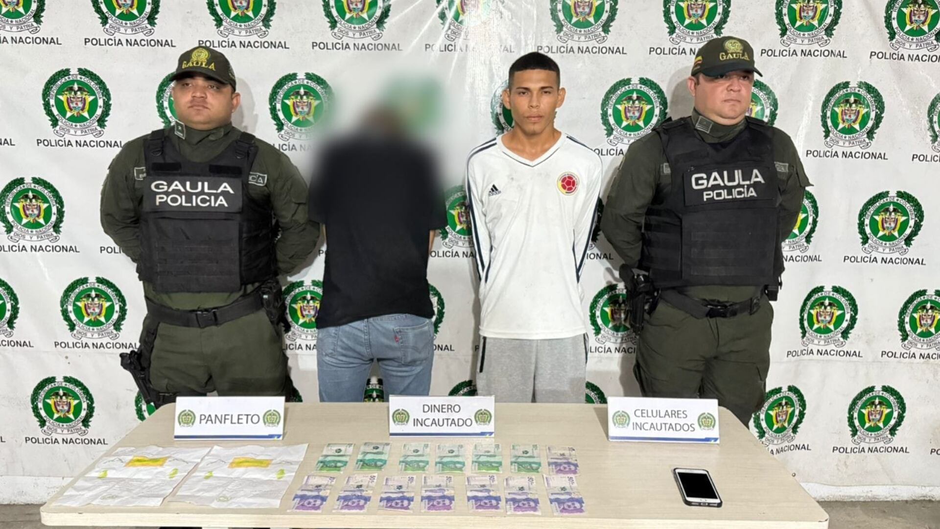 Foto de reseña de aprehendido y capturado en La Sierrita.