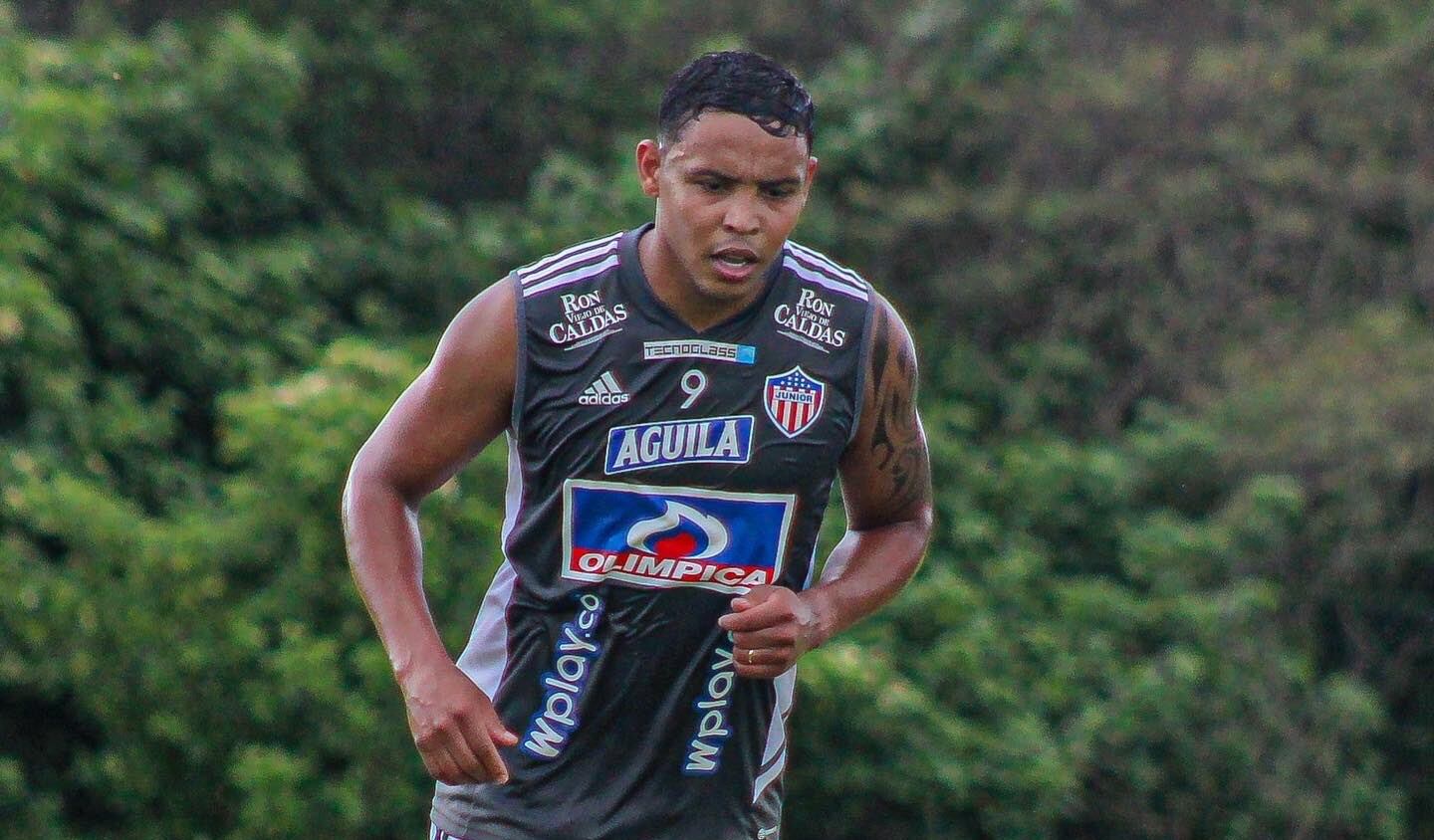 Luis Fernando Muriel en un entrenamiento con Junior.