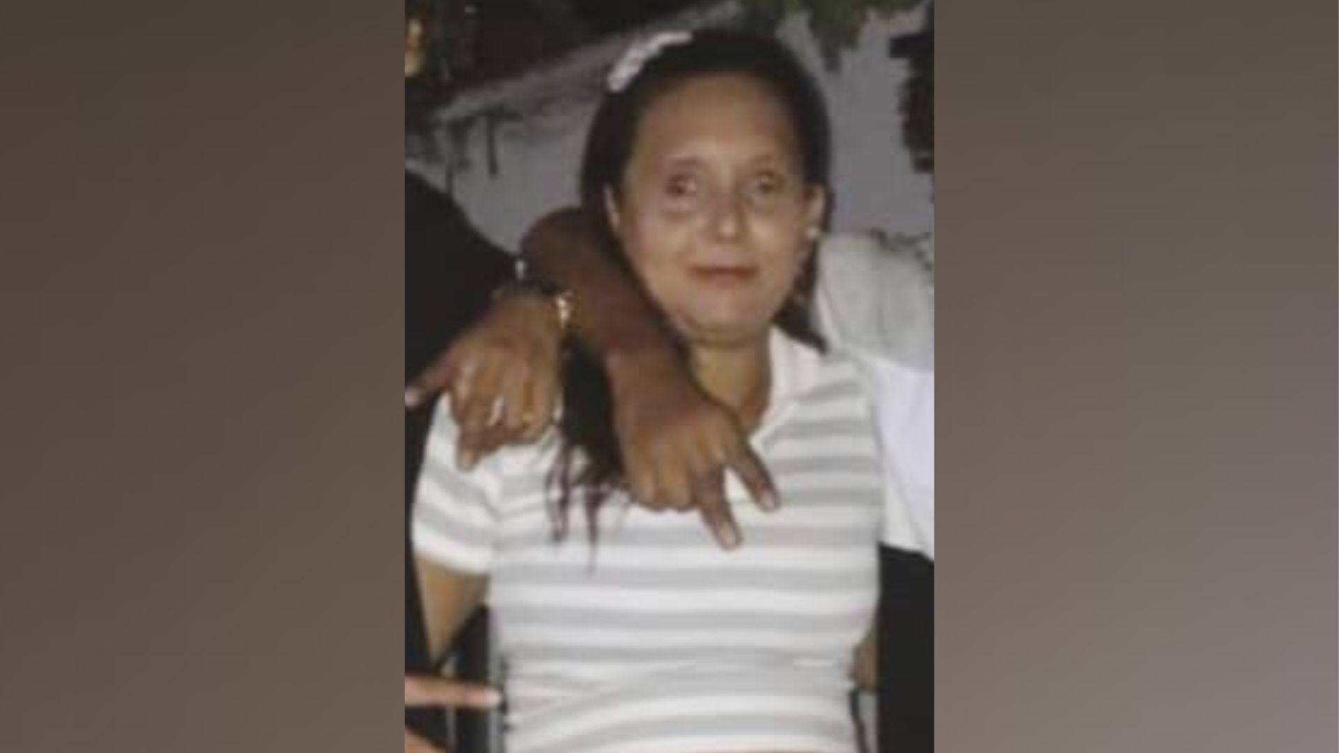 Mujer asesinada en el barrio La Esmeralda.