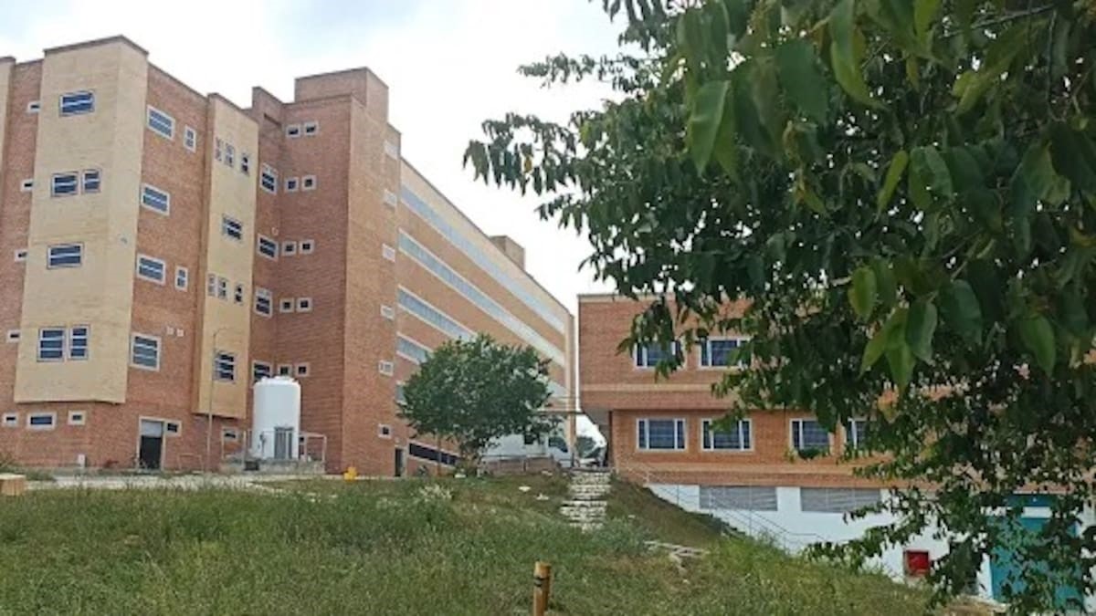 La víctima fue trasladada a la clínica San Rafael de Sabanalarga, donde posteriormente murió.