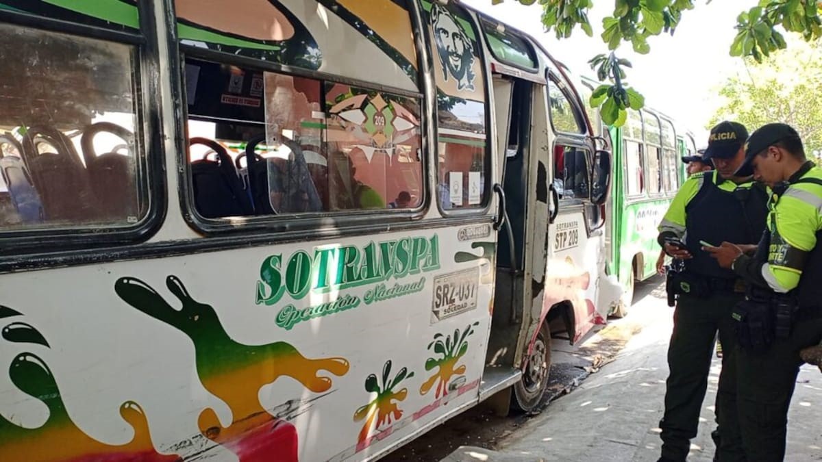 Fotografía de referencia de los buses afiliados a la empresa SOTRANSPA.