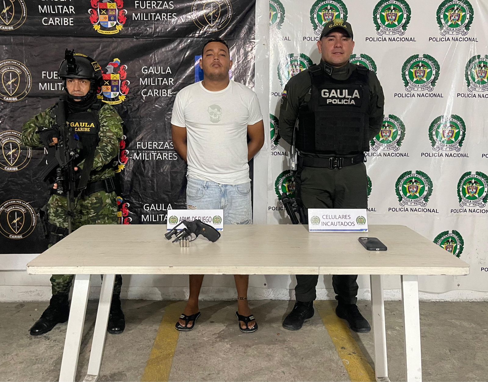 La policía nacional en articulación con el Gaula Militar, capturan en flagrancia a miembro de 'Los Costeños'