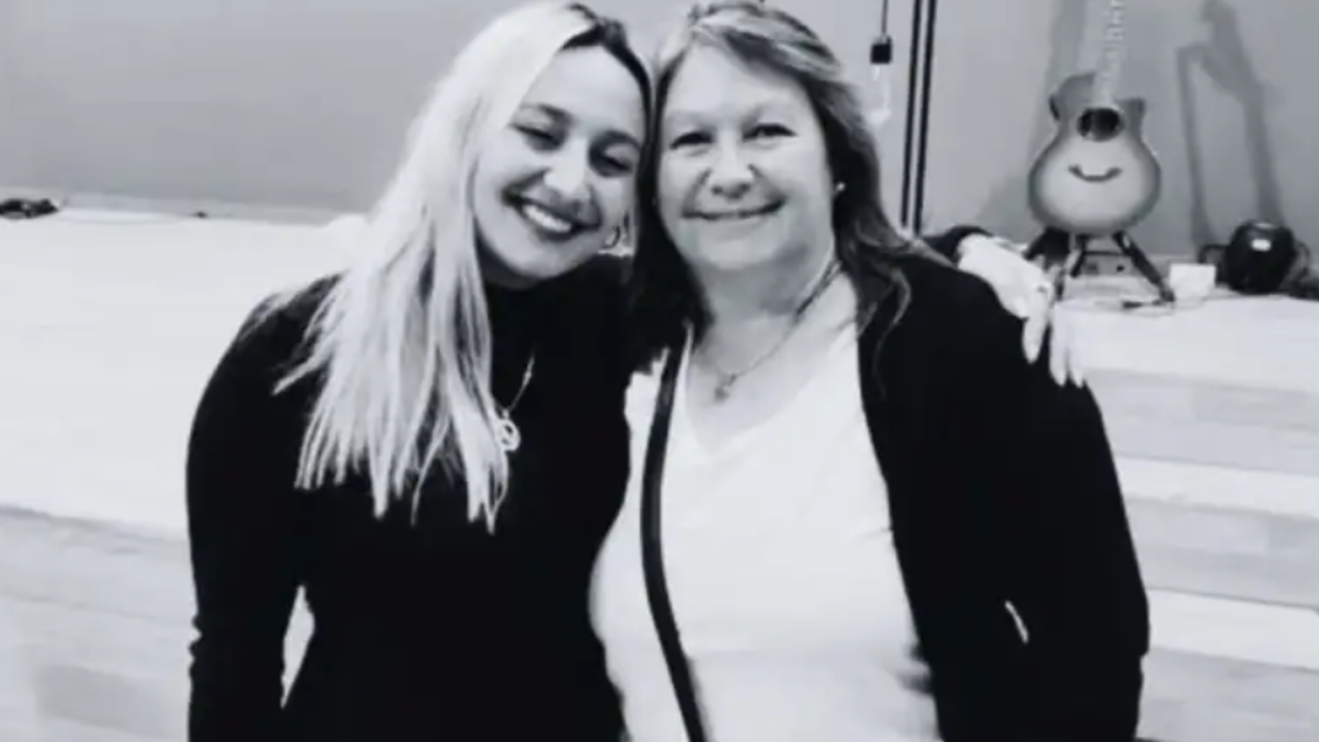  Adriana Miriam Velázquez, de 52 años, y su hija Mariana Belén Bustos, de 25