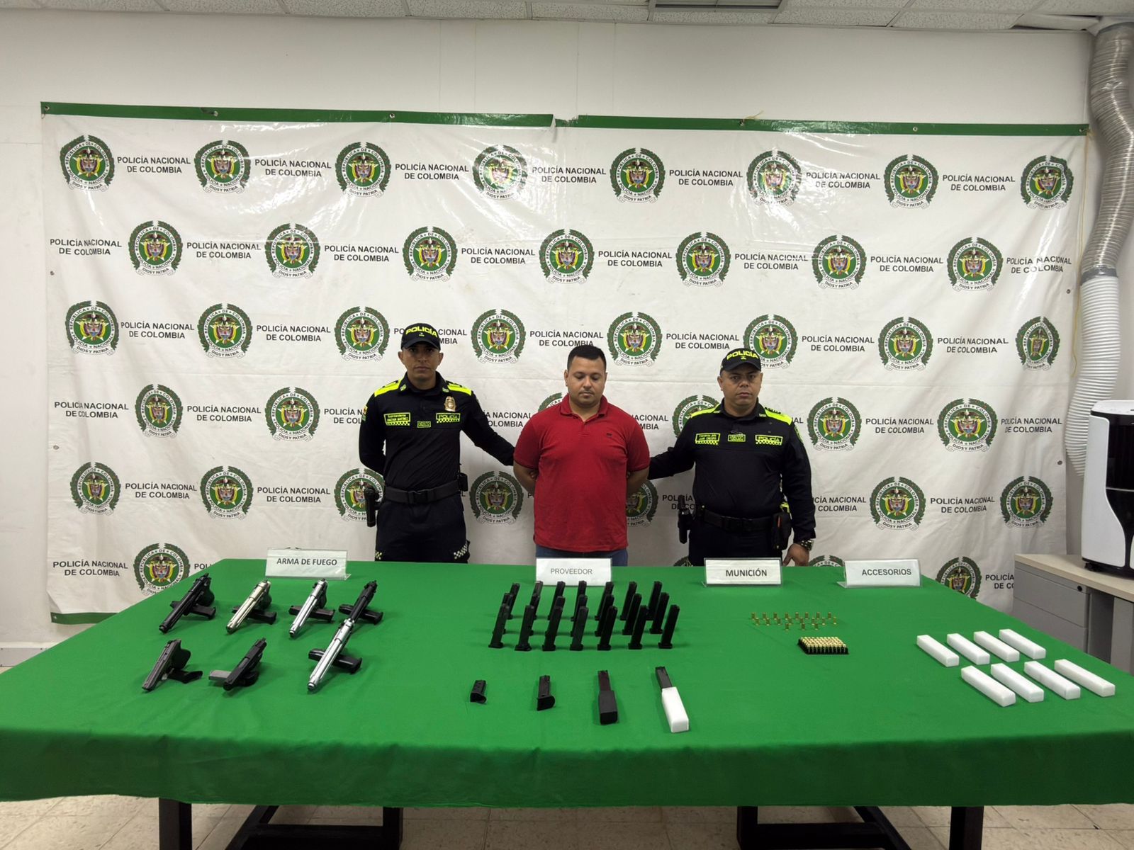 Hombre capturado por porte ilegal de armas 