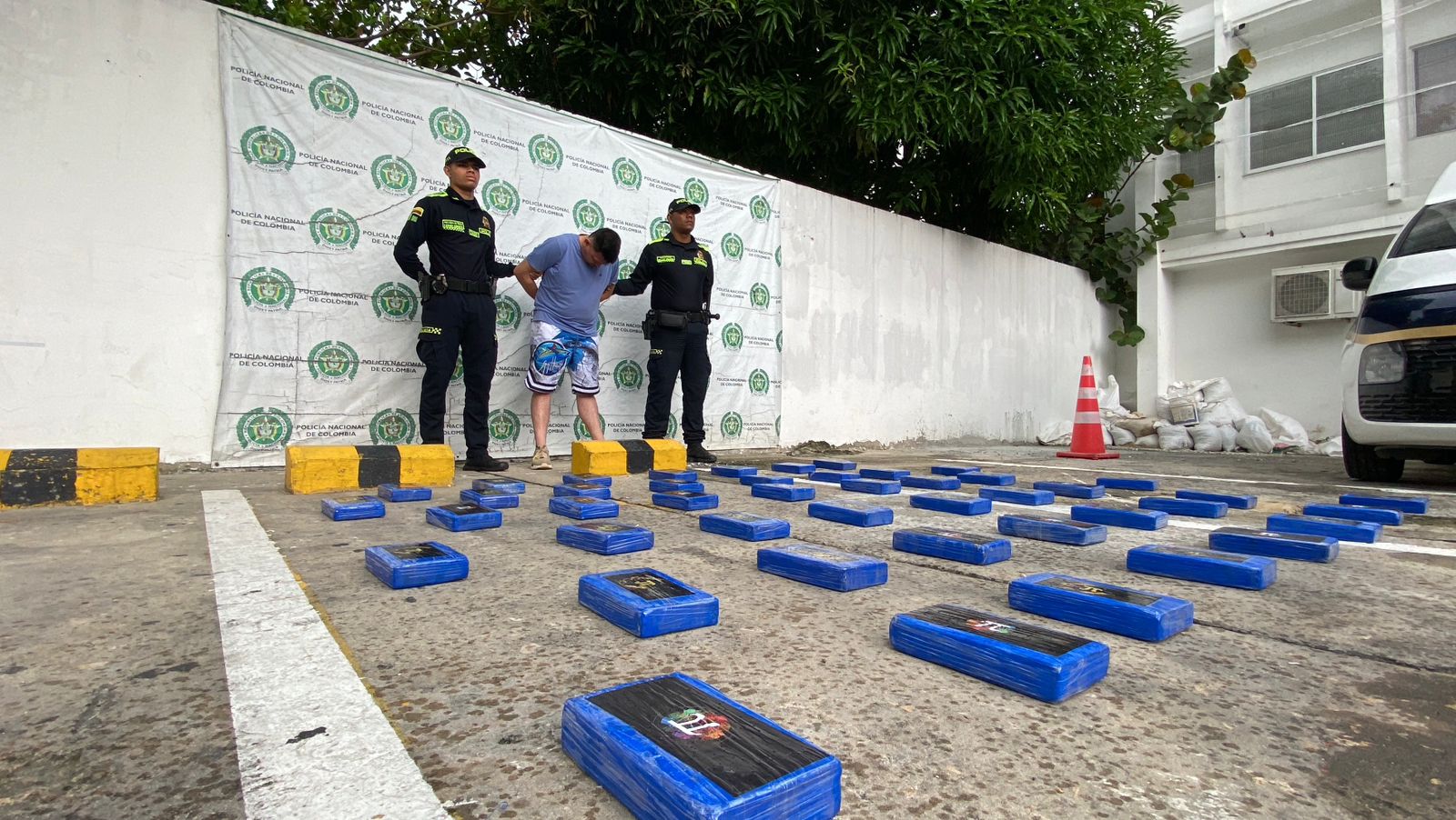 Alias Cristian, señalado de ser uno de los enlaces logísticos del Clan del Golfo para el envío de cocaína al exterior.