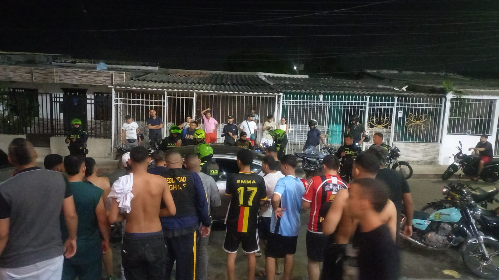 Imagen del vehículo luego del asesinato.