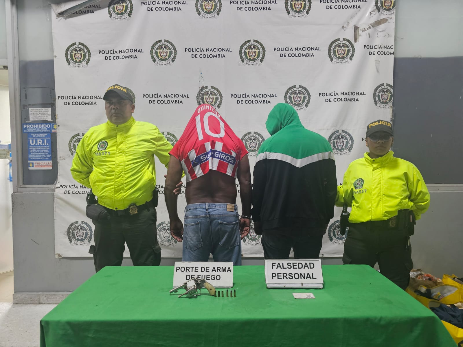 Los dos capturados presentaban antecedentes por hurto