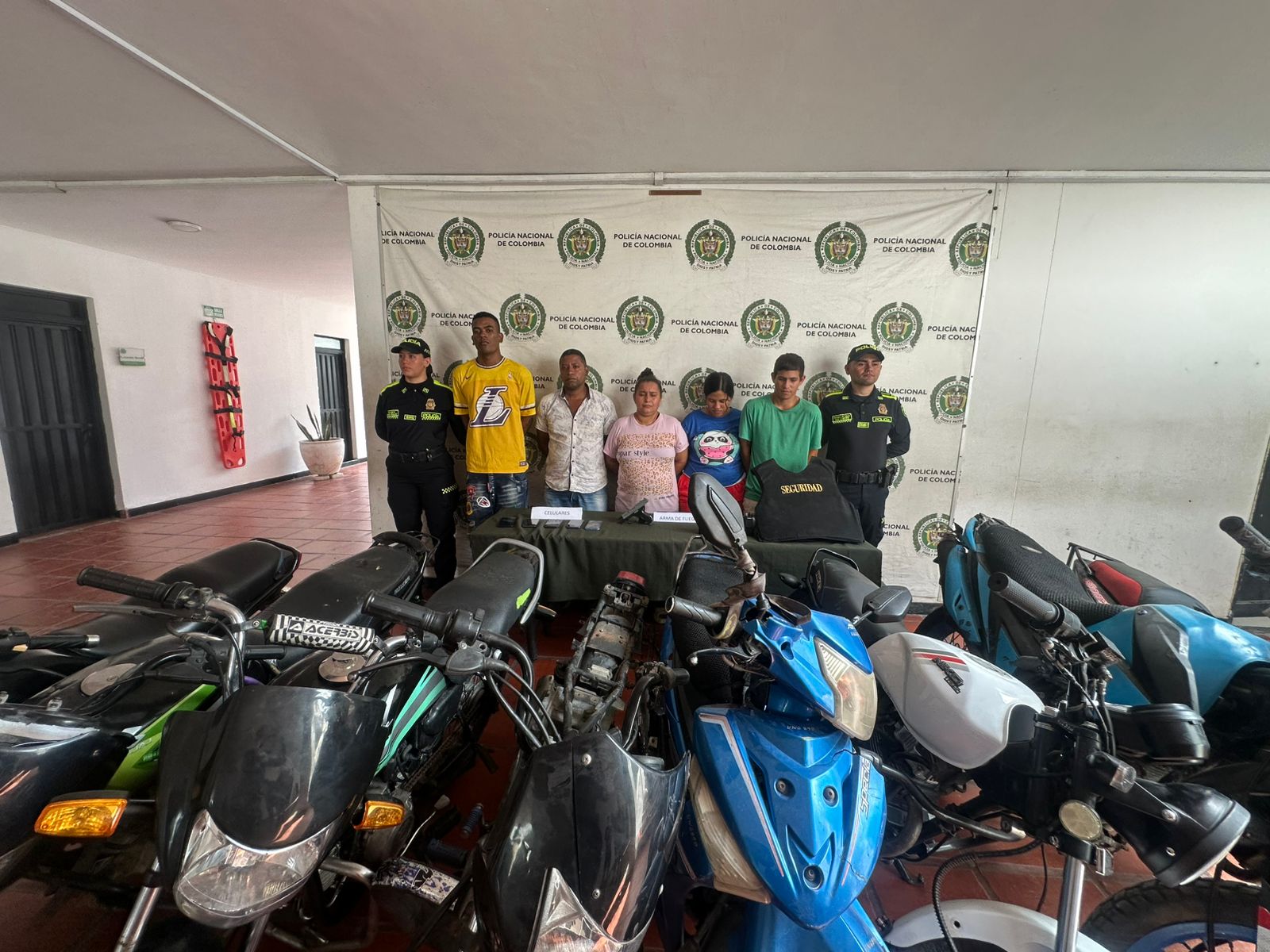 Cinco capturados por hurto de motos