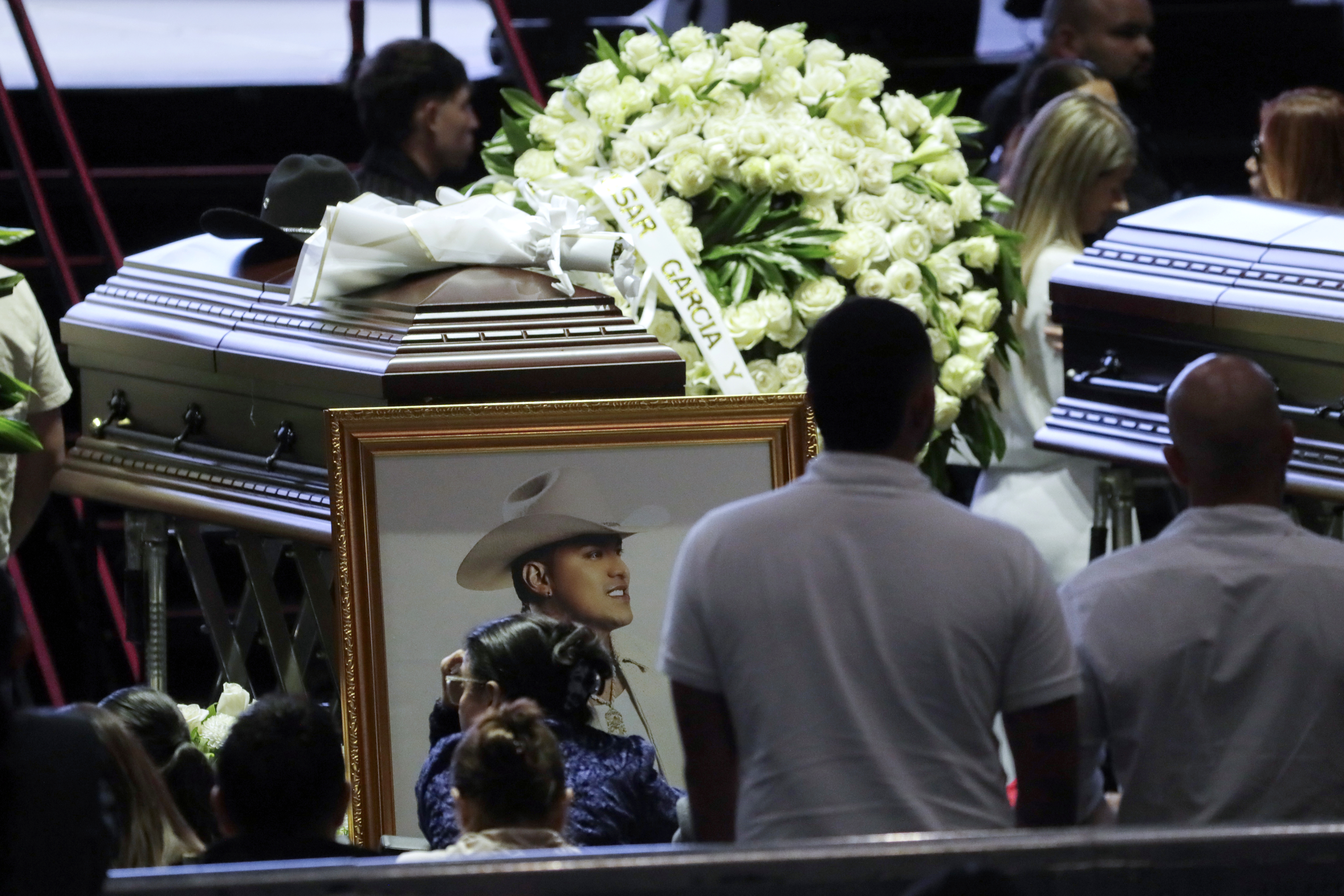 Homenaje a Yeison Jiménez en el Movistar Arena de Bogotá