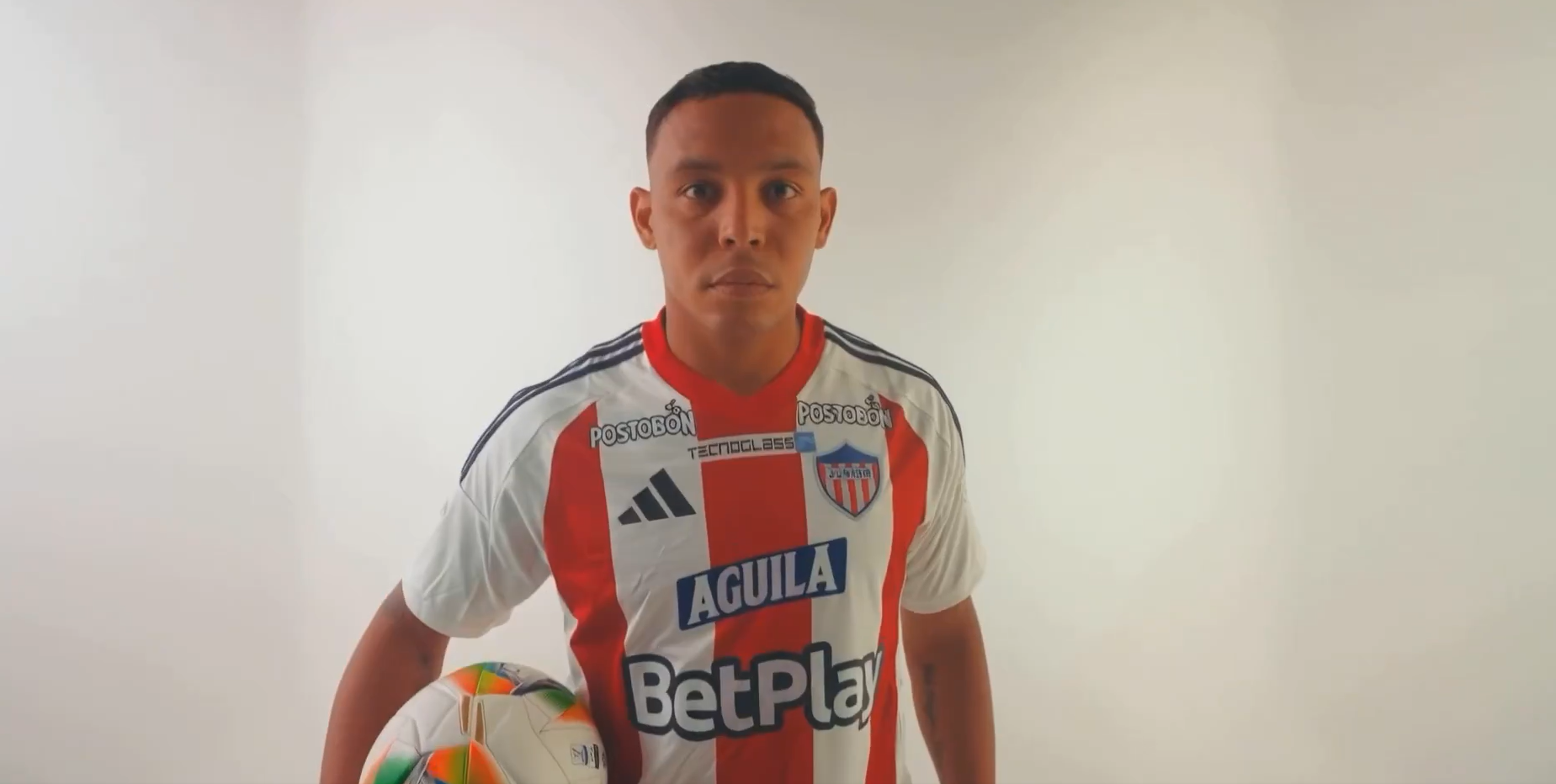 Luis Fernando Muriel se puso la camiseta de Junior.