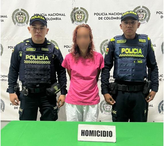 La agresora responde al nombre de Gisela Raquel Manotas, de 50 años.