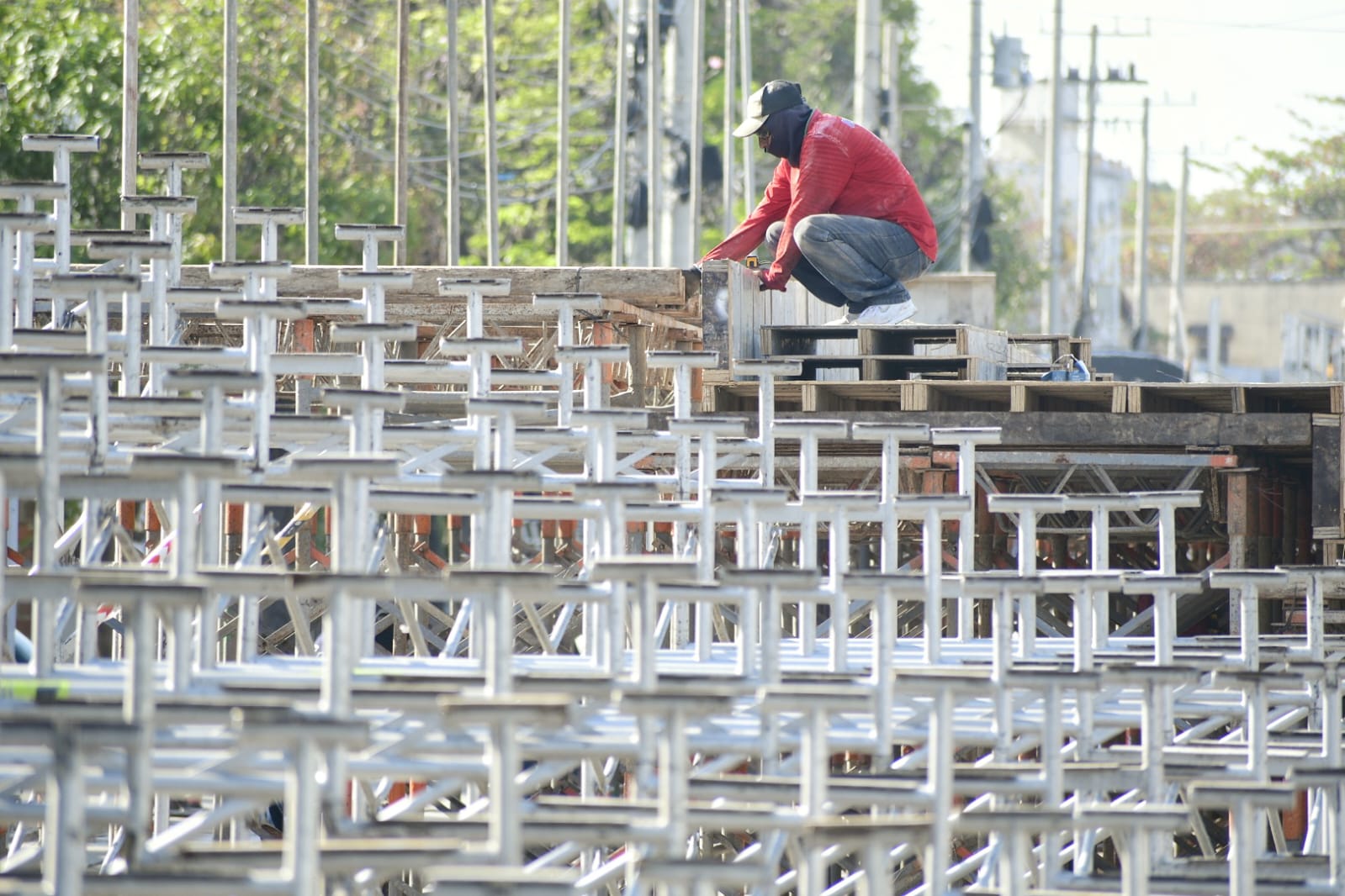 Instalación de palcos Vía 40