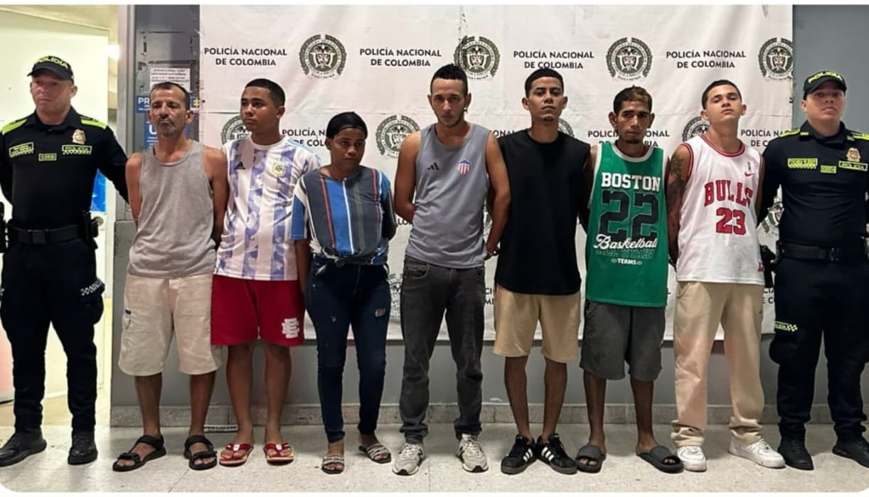 Fotografía de reseña de los capturados.