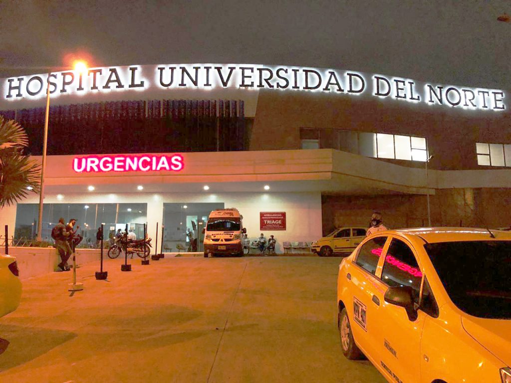 La víctima fue trasladada de urgencia al Hospital Universidad del Norte donde permanece estable.