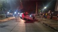 Vehículo volcado en el norte de Barranquilla.