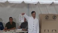 Presidente Gustavo Petro votando en el Congreso de la República