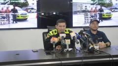 Coronel Marco Ospina, subcomandante de la Mebar, y Nelson Patrón, jefe de la Oficina de Seguridad, en la rueda de prensa.