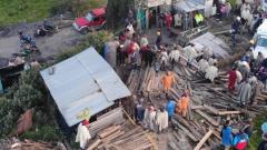 Los mineros estuvieron mas de 15 horas bajo tierra. 