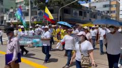 La marcha se encuentra movilizándose por la carrera 44. 