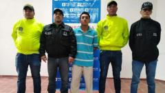 Capturado con agentes. 