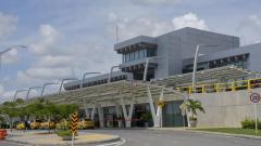 el hombre perdió sus pertenencias tras montarse a un taxi en el aeropuerto