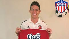 James Rodríguez recibió una camiseta de Junior hace algunos años atrás
