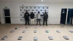 La droga incautada y los capturados quedaron a disposición de la Fiscalía.