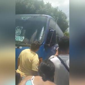 En redes sociales la comunidad samaria rechazó el caso y lo comparan con los hechos registrados en Barranquilla.