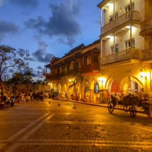 Al parecer, el hombre identificado como Alejandro Ripoll habría puesto resistencia en el momento en que los delincuentes iban directo por su reloj. 