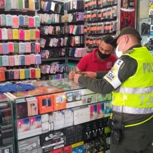 La Policía Fiscal y Aduanera abrió el canal para que la ciudadanía. 