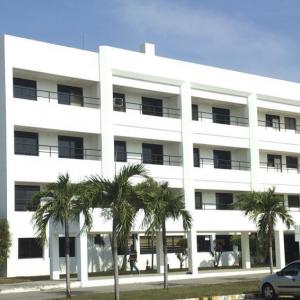 El patrullero fue remitido a la Clínica de la Policía, ubicada en la Circunvalar. 