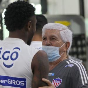 Julio Comesaña tuvo su primer contacto con la plantilla.